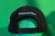 Load image into Gallery viewer, Mitchell &amp; Ness Men's MLB Evergreen Script Snapback Coop Angels Snapback Caps